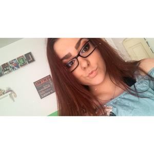 Meet your Posher, Lexi